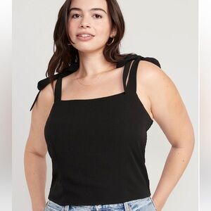 NWT! Black Fitted Tie-Shoulder Cropped Dobby Corset Cami Top 📚